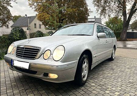 Mercedes-Benz E 280 T 4MATIC AVANTGARDE Avantgarde (S210)