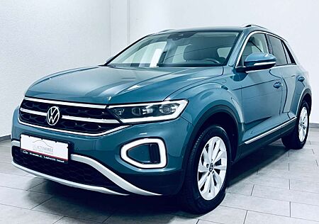 VW T-Roc Volkswagen Style 1.5 TSI * NAVI* StH * AHK *8xREIF*IQ