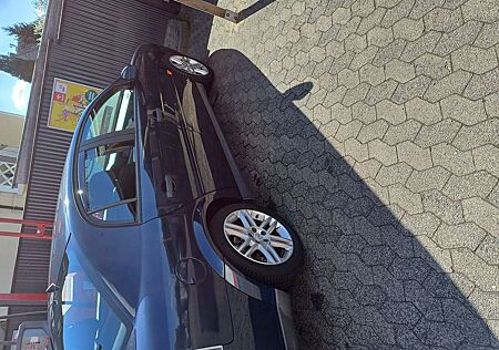 Opel Vectra 1.8 Comfort. TÜV. 03/27