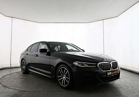 BMW 530 i M Sport LAS|Lüft|Glas|HUD|ACC|ParkA+Kam|AHK