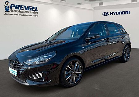 Hyundai i30 gebraucht kaufen Hyundai i30 1.0T-GDi 48V Trend SHZ/Kamera/App/DAB+/GRA