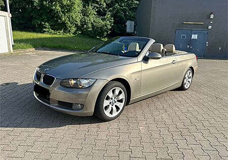 BMW 320d 320 DPF Cabrio Aut.