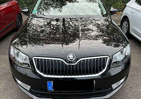 Skoda Octavia Combi 1.6 TDI DPF Elegance