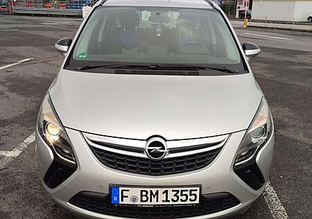 Opel Zafira Tourer Kombi Limousine