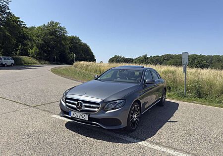Mercedes-Benz E 250 9G-TRONIC Avantgarde