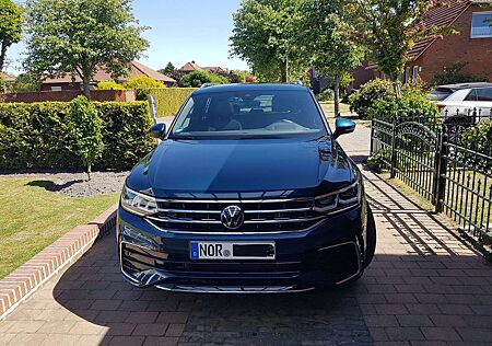 VW Tiguan Volkswagen 2.0 TDI SCR DSG R-Line