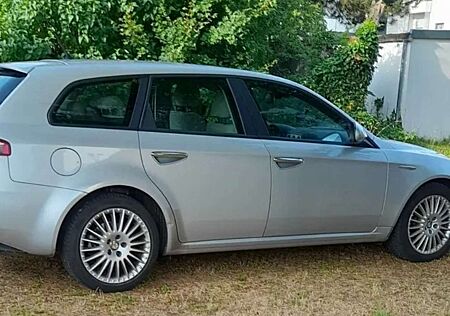 Alfa Romeo 159 Sportwagon 1.9 JTDM 16V DPF Distinctive