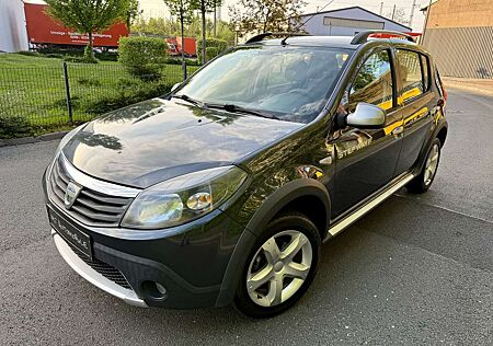 Dacia Sandero Stepway*klima*Allwetter*E-Fenser*AHK*Tüv NEU!!