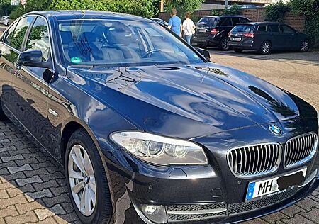 BMW 528i 528