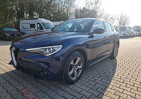 Alfa Romeo Stelvio Super 2WD 2,2 Ltr. - 132 kW JTDM KAT 132 kW (17...