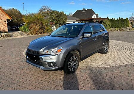 Mitsubishi ASX 2.2 DI-D 4WD Automatik Diamant Edition+