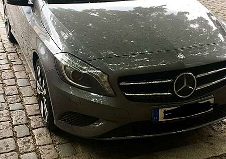 Mercedes-Benz A 180 CDI / d BlueEfficiency (176.012)