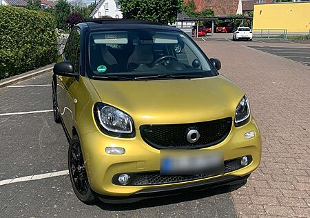 Smart ForFour AUTO PANO PDC LED KLIMA TEMPO 66 kW