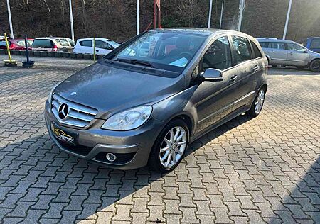 Mercedes-Benz B 200 Automatik Klima Leder Preis inkl Neu Tüv