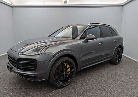 Porsche Cayenne Turbo S E-Hybrid*PANO*PCCB*MEGA