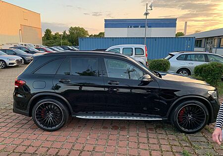 Mercedes-Benz GLC 63 AMG AMG GLC 63 S 4Matic+ AMG Speedshift MCT 9G