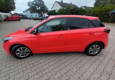 Hyundai i20 blue 1.2 Advantage
