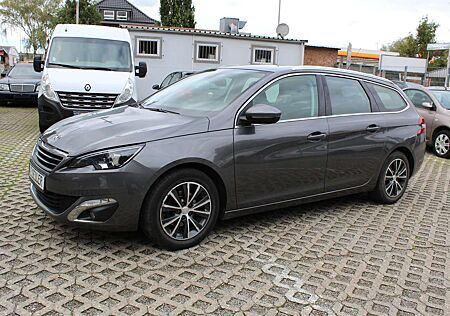 Peugeot 308 SW 1,2i Pure-Tech/NAVI/PANO/STAR-STOP/KAMERA