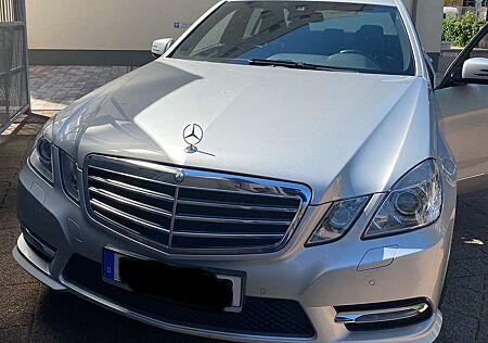 Mercedes-Benz E 300 BlueTEC HYBRID 7G-TRONIC Avantgarde