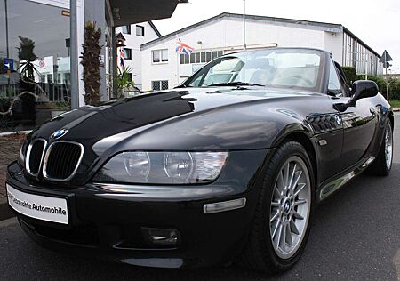 BMW Z3 Roadster 1.Hand - absolut neuwertig