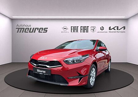 Kia Cee'd Ceed / Vision 1.6 CRDi Mild Hybrid Klimaautom Navi PDC SH