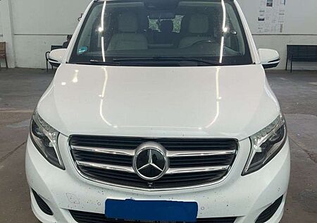 Mercedes-Benz V 250 (BlueTEC) d lang 4Matic 7G-TRONIC Avantgarde