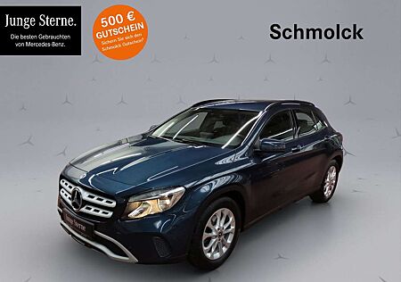 Mercedes-Benz GLA 180 AUTOM+AHK+PARK-P+KAMERA+TOTW+NAVI+SHZ+++
