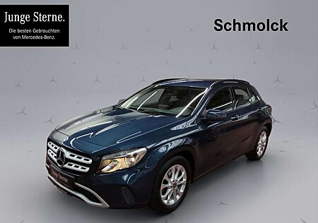 Mercedes-Benz GLA 180 AUTOM+AHK+PARK-P+KAMERA+TOTW+NAVI+SHZ+++