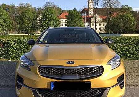 Kia XCeed 1.6 CRDi DCT7 PLATINUM EDITION