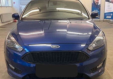 Ford Focus Turnier ST-Line Navi Bi-Xenon