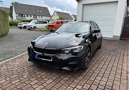 BMW 320d 320 xDrive M Sport Shadow Standhzg DrivAssist