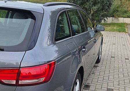 Audi A4 Avant 2.0 TDI S tronic