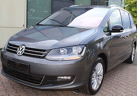 VW Sharan Volkswagen 2.0 TDI BlueMotion Technology *STYLE*NAVI*PDC*AHK*
