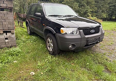 Ford Maverick V6 XLT