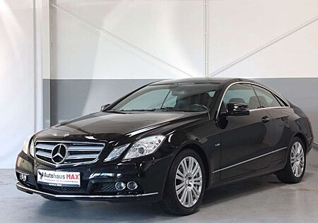 Mercedes-Benz E 250 Coupe Avantgarde~SZH~Tempomat~PDC~MFL~