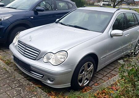 Mercedes-Benz C 220 CDI T ELEGANCE Automatik SH 2Hd Klima