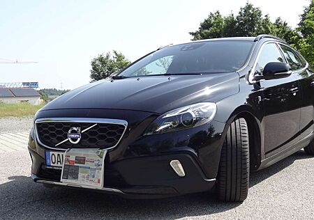 Volvo V40 CC V40 Cross Country V40 Cross Country D4 Geartronic Ocean Race