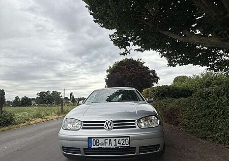 VW Golf Volkswagen 1.4 Pacific