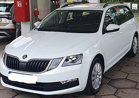 Skoda Octavia Combi 1.5 TSI ACT DSG Ambition