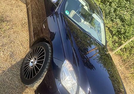 Mercedes-Benz E 250 T CGI BlueEFFICIENCY Automatik Elegance