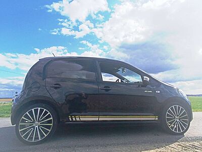 Volkswagen up! Street UP! DER HÜBSCHESTE! 17" ALU, Scheiben getönt, Original Sportfahrwerk VW, viele Extras