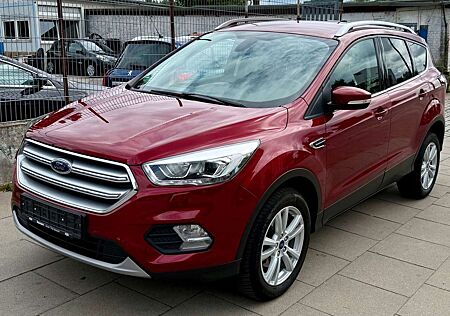 Ford Kuga Trend/ Top Ausstattung!
