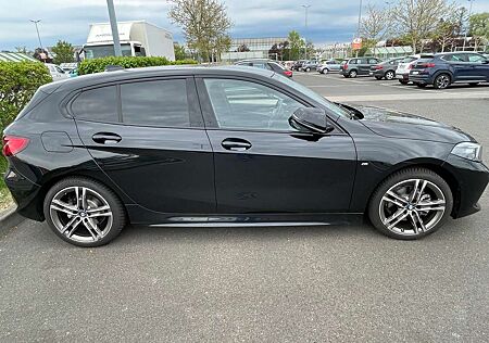 BMW 118i 118 M Sport - TOP - Neuwagengarantie