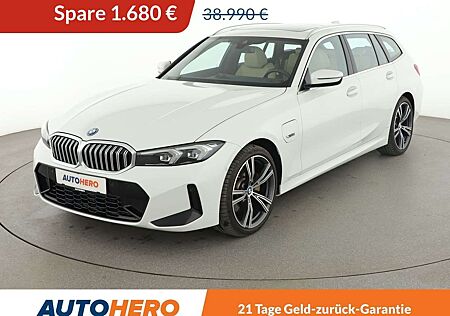 BMW 320e 320 M Sport Aut.*NAVI*LED*TEMPO*AHK*PANO*CAM*PDC*