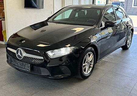 Mercedes-Benz A 200 d-Navi-Kamera-Teilleder-SHZ-KeylessGo-