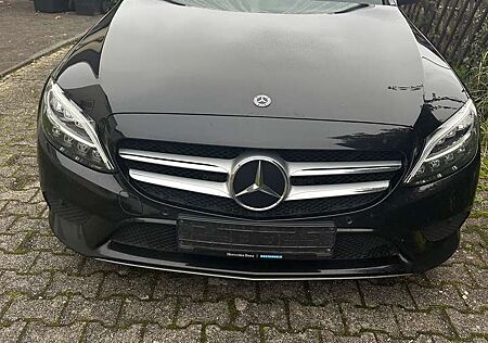 Mercedes-Benz C 220 d T 9G-TRONIC Exclusive