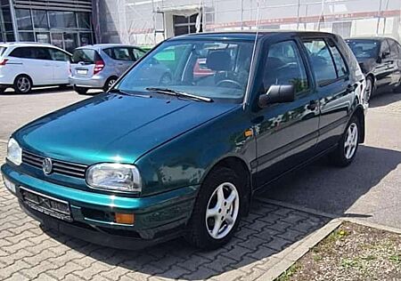 VW Golf Volkswagen 1.8 Europe Klima