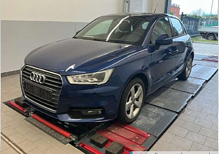 Audi A1 1.4 TFSI S-Tronic Navi Xenon SHZ Le