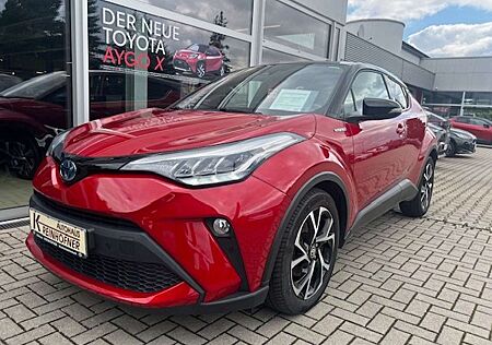 Toyota C-HR 2.0 Hybrid Team Deutschland