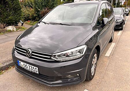 VW Touran Volkswagen 2.0 TDI SCR DSG Comfortline